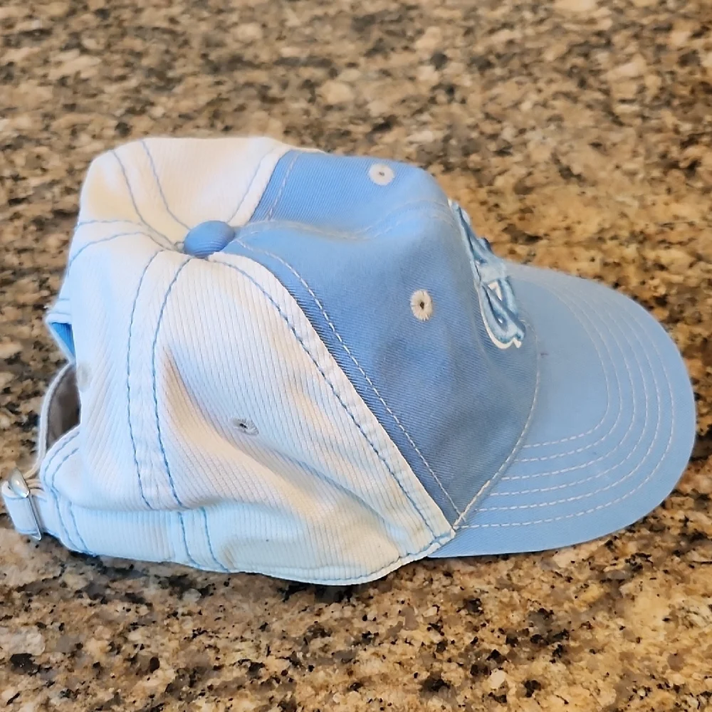 Tar‎ Heels New Era Light Blue and White Kids Hat
